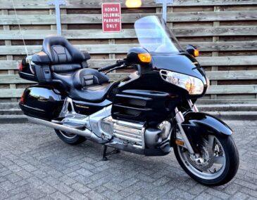 # MR-RD-72 Honda Goldwing GL1800
