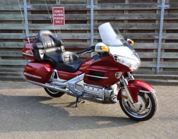 # 47-MD-ZF Honda Goldwing GL1800 ABS