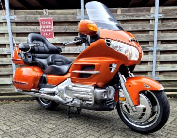 # MR-PX-23  Honda Goldwing GL1800, veel chroom en electrische ruit !