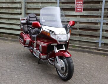 #MT-84-NS Honda GL1500 SE