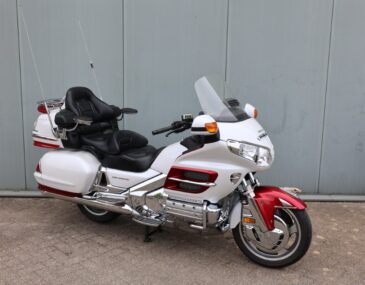 #04-MR-VK Honda GL1800