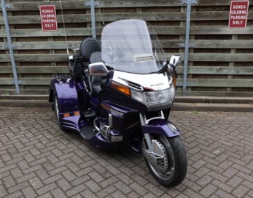 # 89-PHJ-4 Honda GL1500 Lehman trike