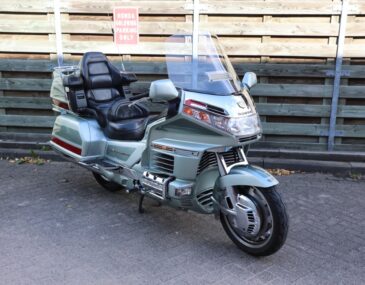 # Mz-44-pb Honda GL1500 SE
