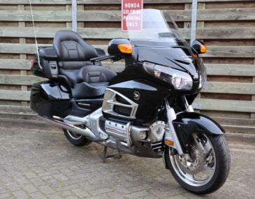 # 61-MG-BP Honda GL1800 2e generatie 40 jaar anniversary edition