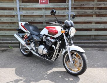 # MP-VN-70 Honda CB1300 SC40