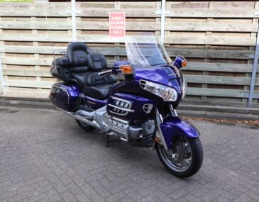 # MT-BX-67 Honda GL1800
