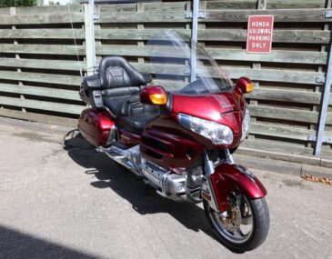# MX-XS-18 Honda GL1800 Airbag model